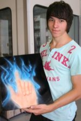 2010 course boy withe finger and fire 150