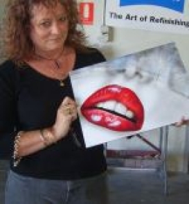 Course - W_A Dec 08 Student with lips project 150