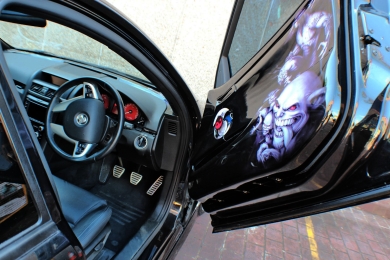Ute - Interior Demons