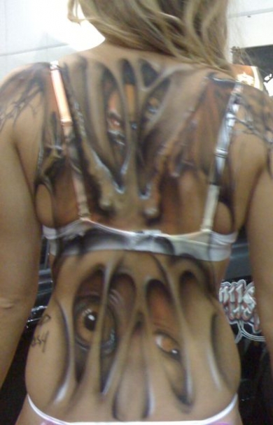 Body painting tattoo expo