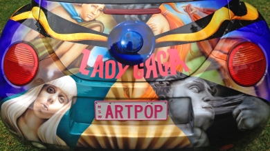 VW - ArtPop