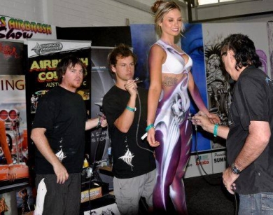 Body painting at V8 Supercars Sydney Homebush