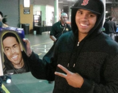 X Box - Chris Brown signing