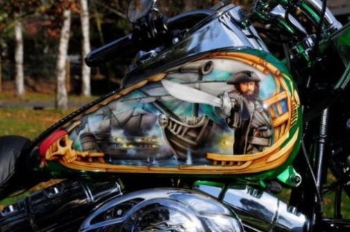 Bike - Pirate close up