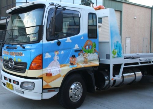 Truck - Tow with Toy story passenger