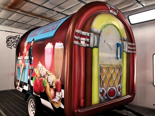 Food van in production EDIT