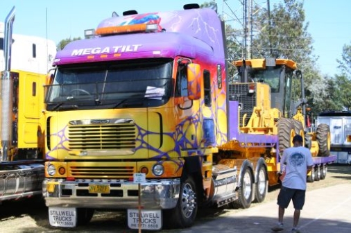 Truck - Spiderman with working tralier attached 500