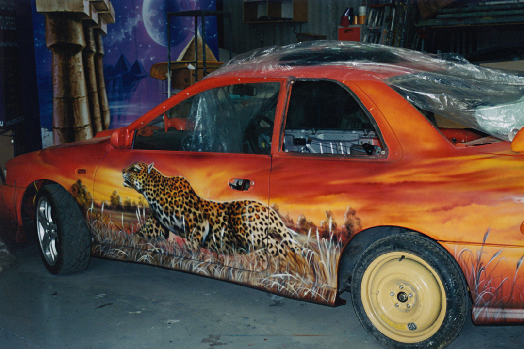 Airbrushed Car - Leopard (on TV)
