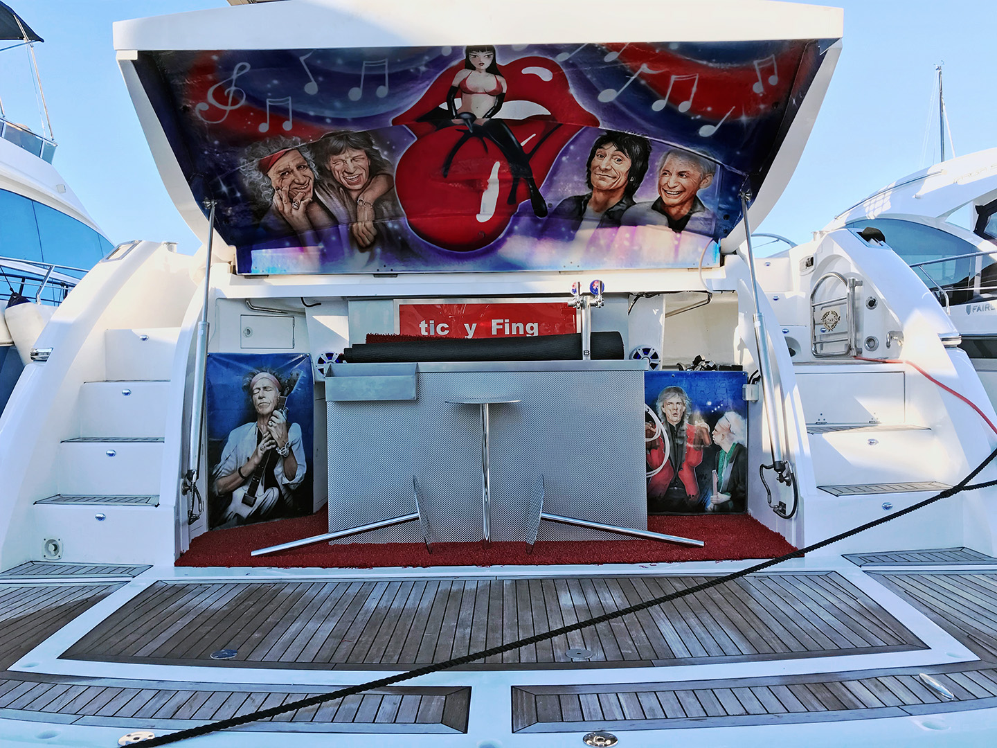Airbrushed Boat - Rolling Stones